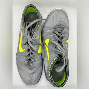 Gray Nike Flex Supreme TR3 Sneakers